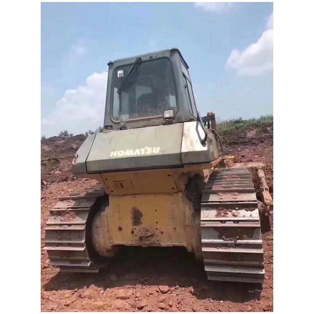 used KOMATSU Bulldozer D65PX trader Trader KOMATSU Bulldozer D65PX usado