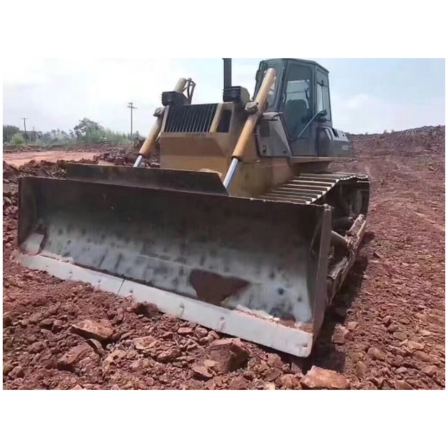 used KOMATSU Bulldozer D65PX trader Trader KOMATSU Bulldozer D65PX usado
