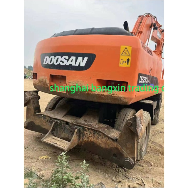 used doosan wheel excavator dw210-7 Excavadora de ruedas Doosan usada dw210-7