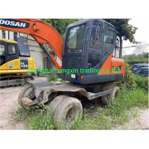 Excavadora de ruedas DOOSAN DX60W Mini excavadora de ruedas usada original de 6 toneladas de Corea a la venta