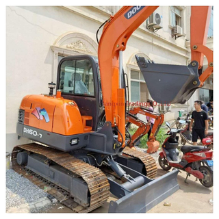 Excavadora DOOSAN DH60-7 Miniexcavadora usada barata y de buena calidad de 6 toneladas a la venta